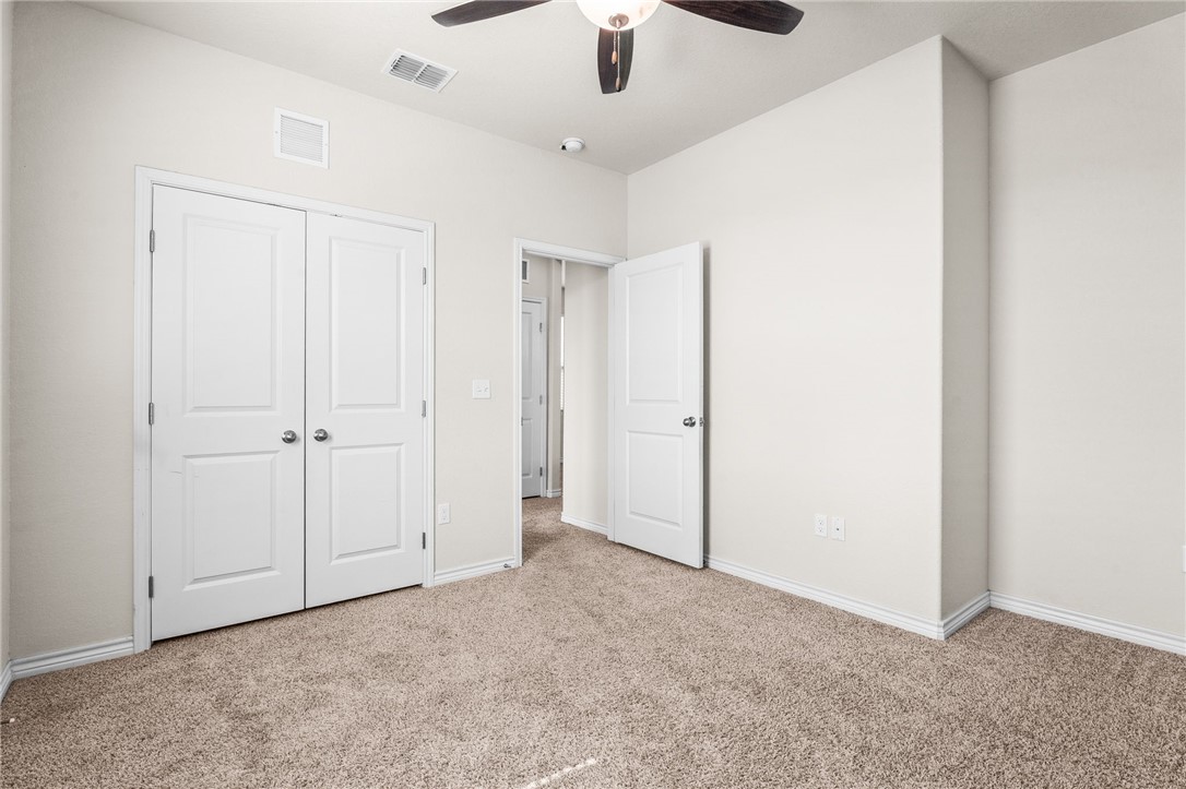 8142 Luz De Luna St