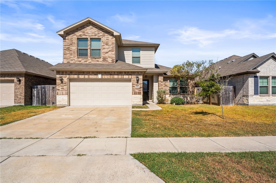 8142 Luz De Luna St
