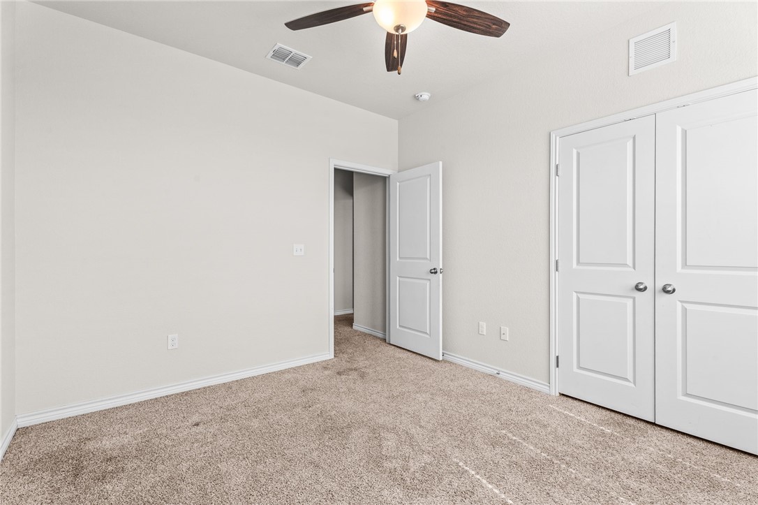 8142 Luz De Luna St