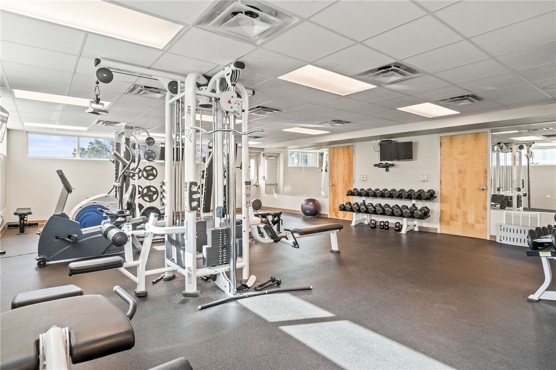 901 N Upper Broadway St 201