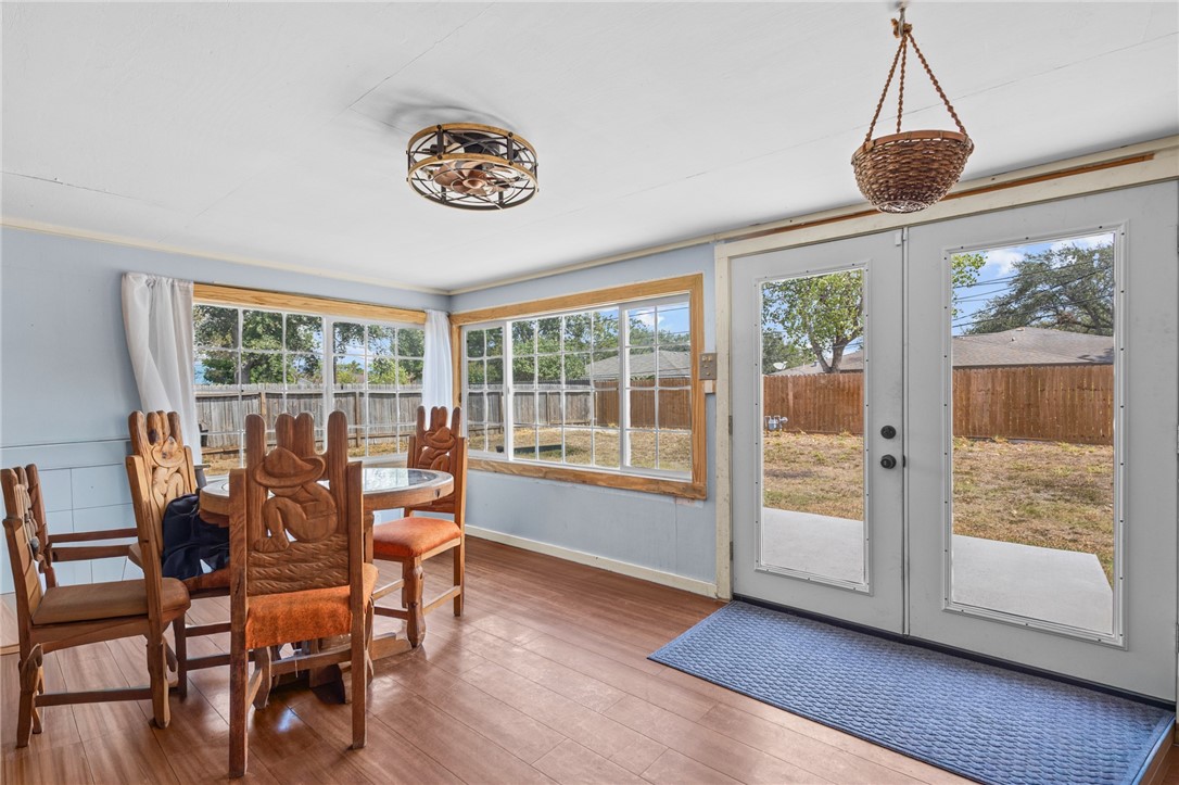 3222 Casa De Palmas Dr