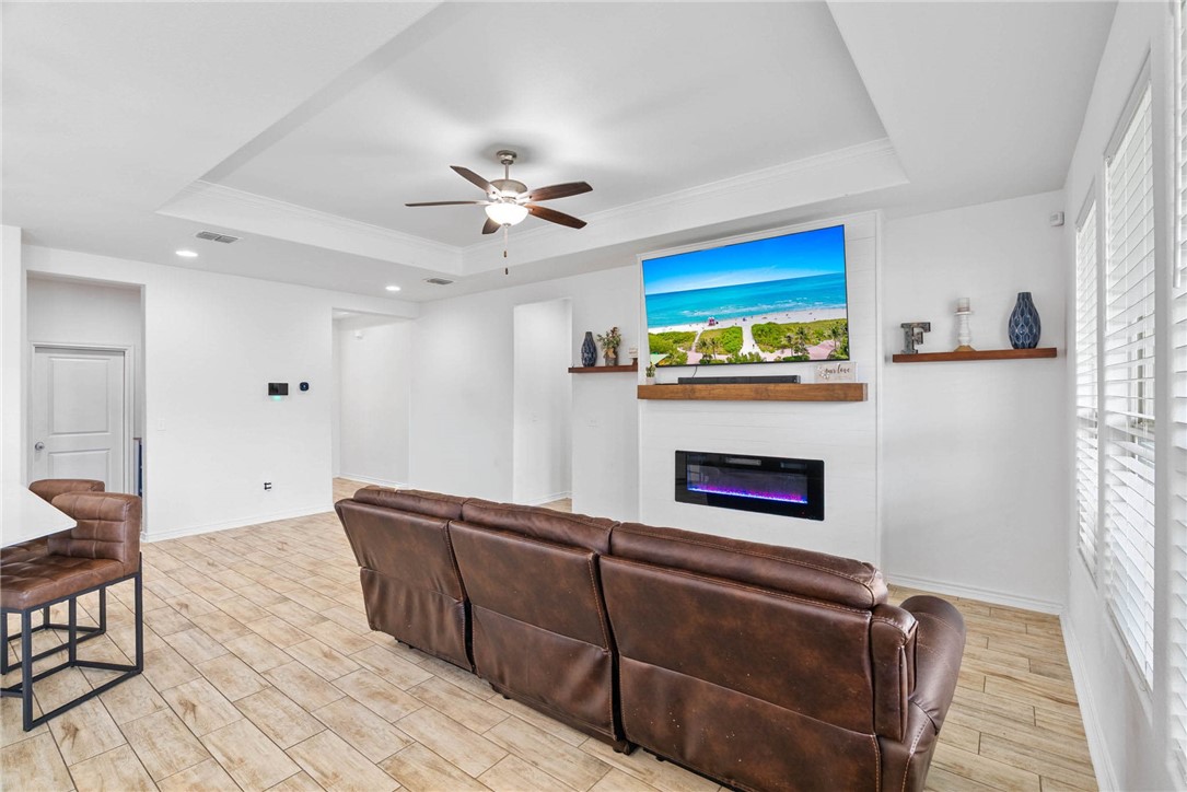 1016 Ocean Breeze