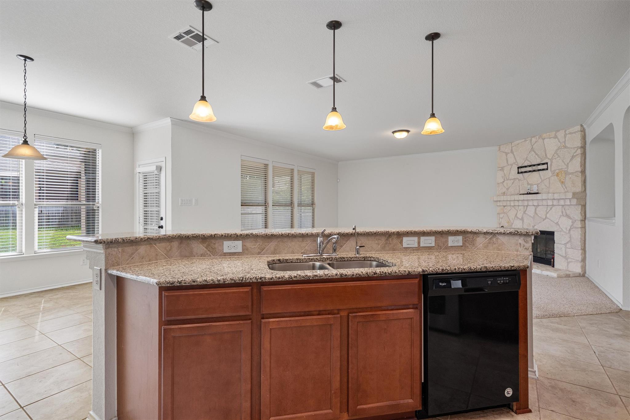 1279 Verna Brooks WAY