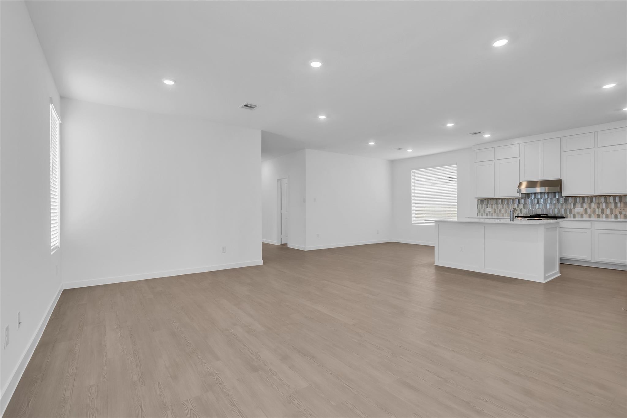 29527 Saddleview Drive