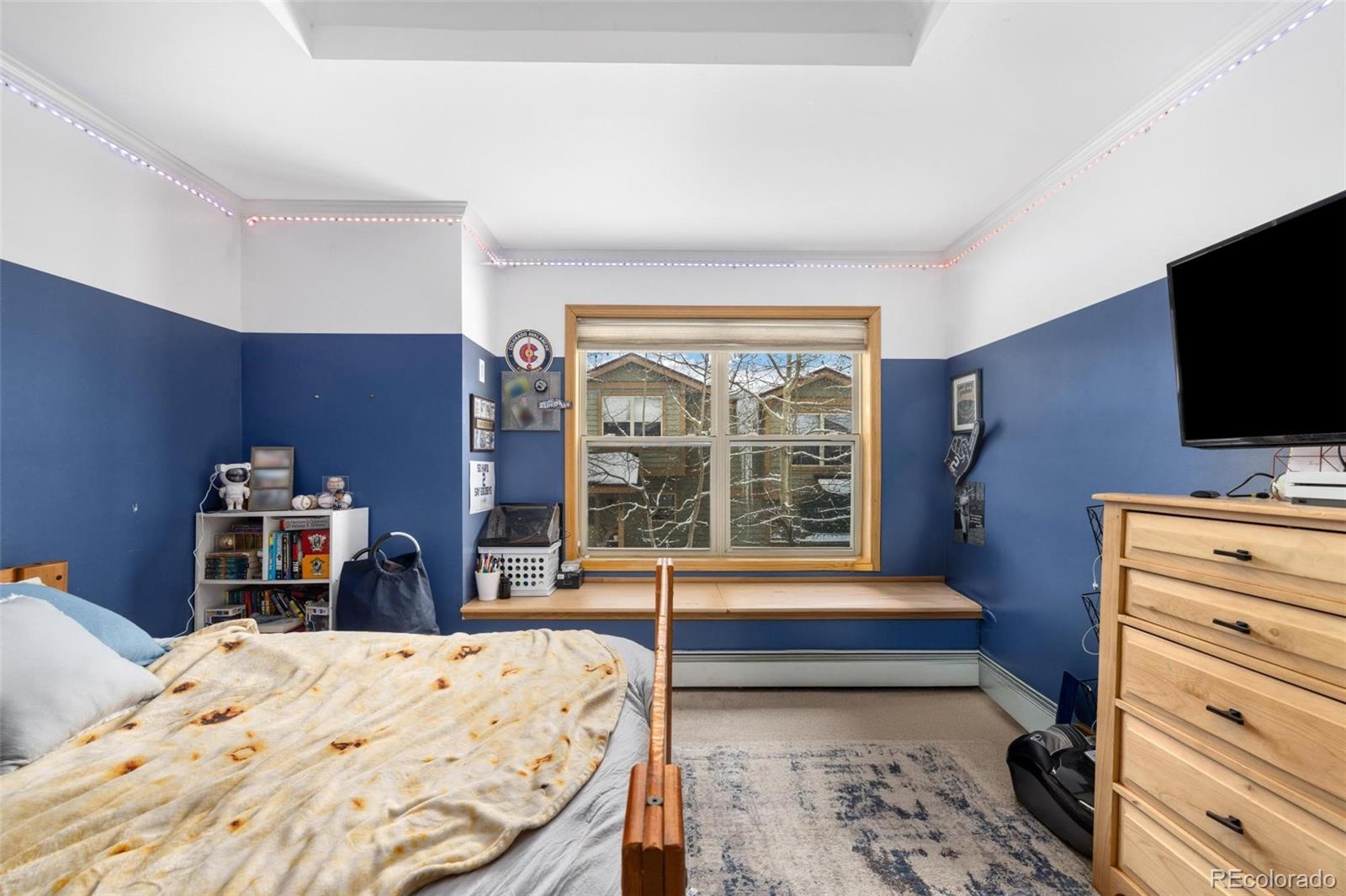 239 Huron Road Unit: C14
