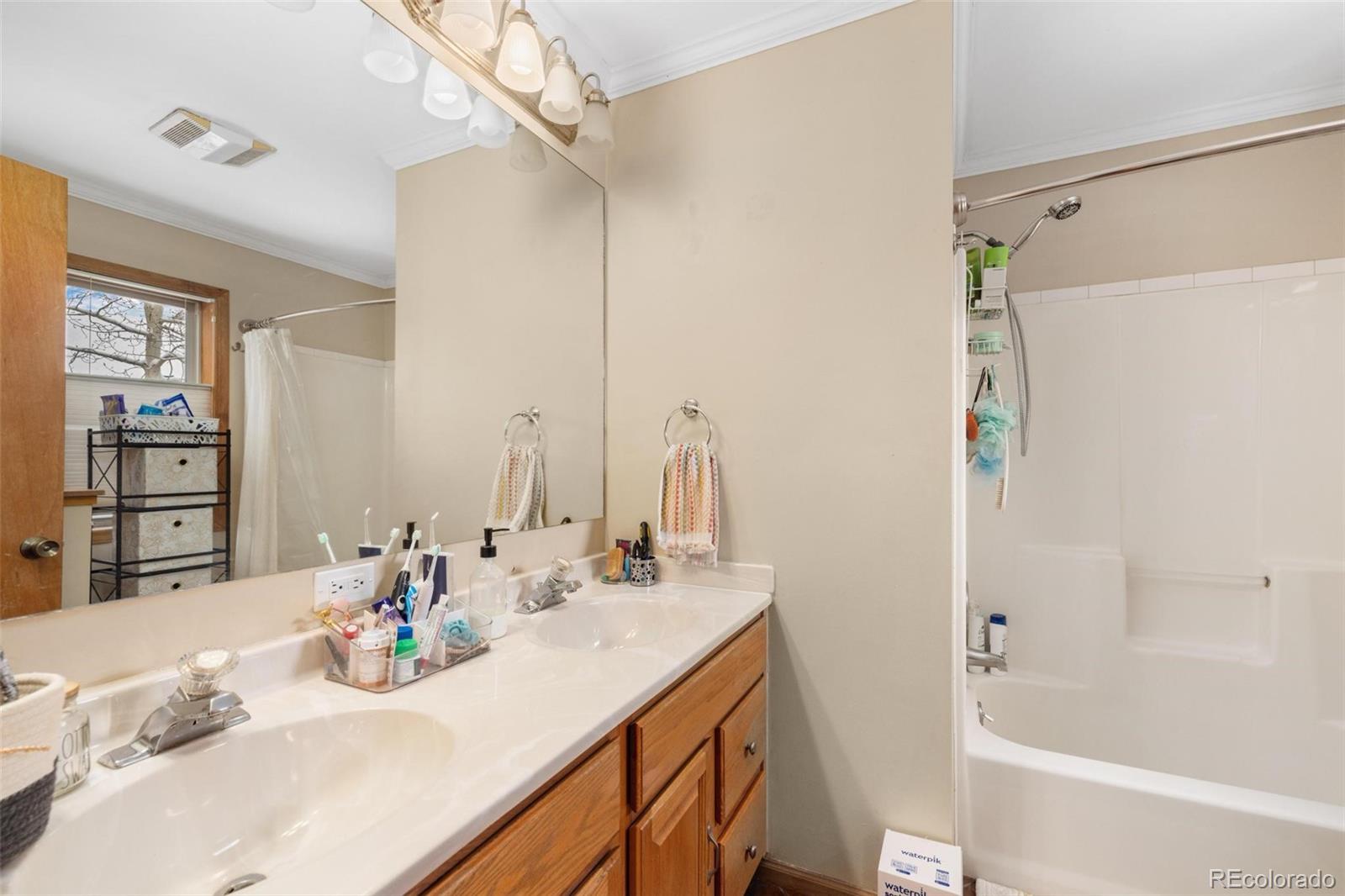 239 Huron Road Unit: C14