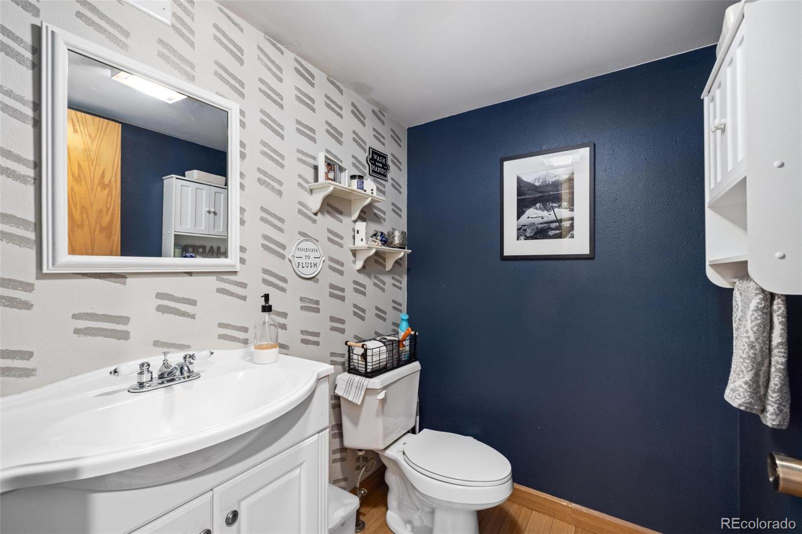 239 Huron Road Unit: C14