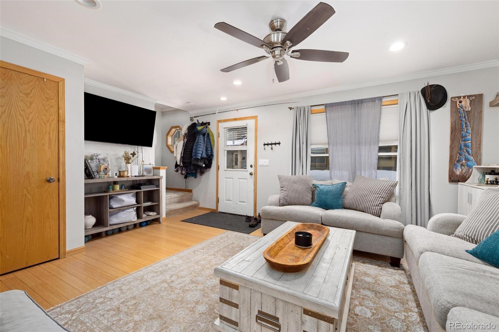 239 Huron Road Unit: C14