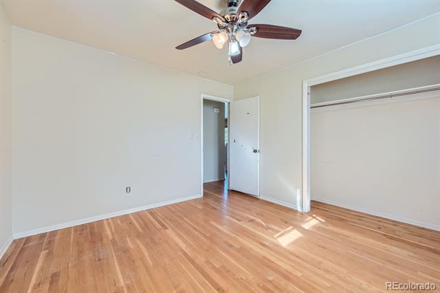 240 W Delaware Circle