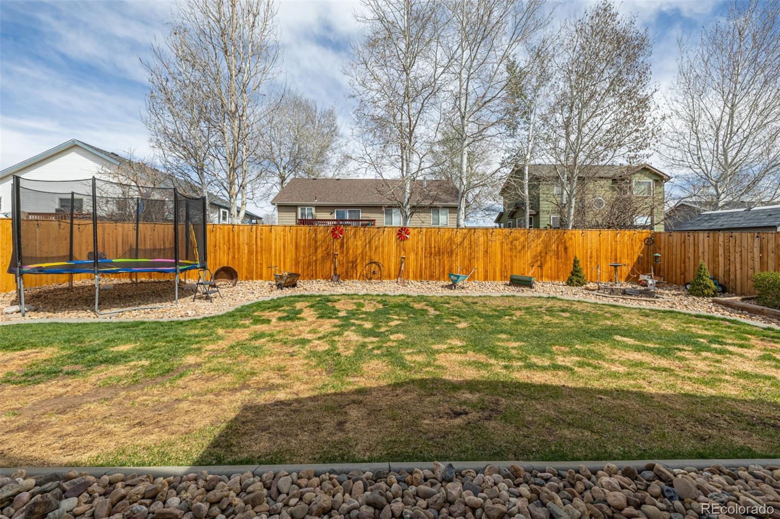 215 Dee Road