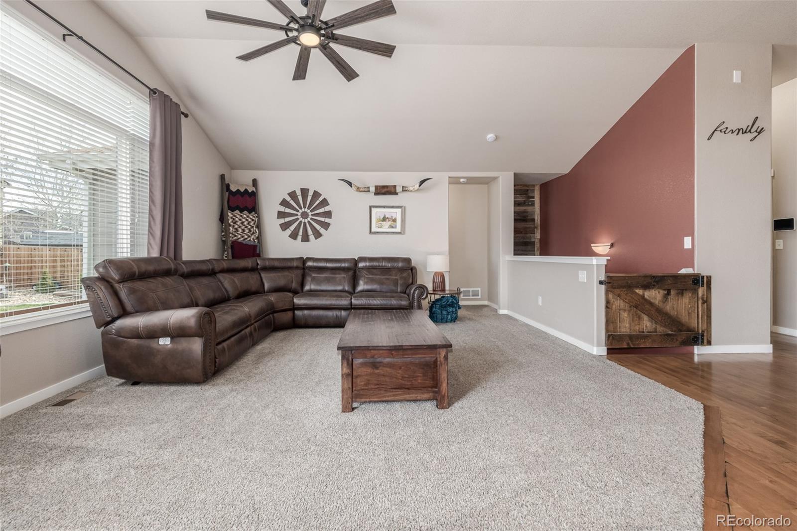 215 Dee Road