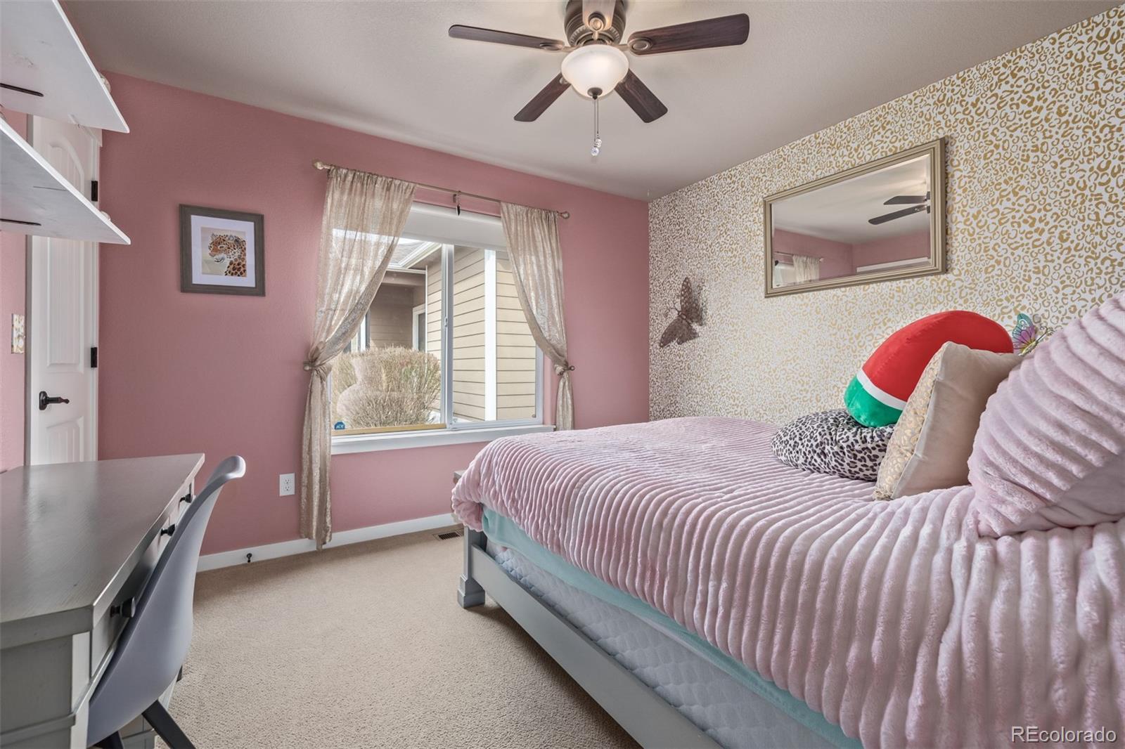 215 Dee Road