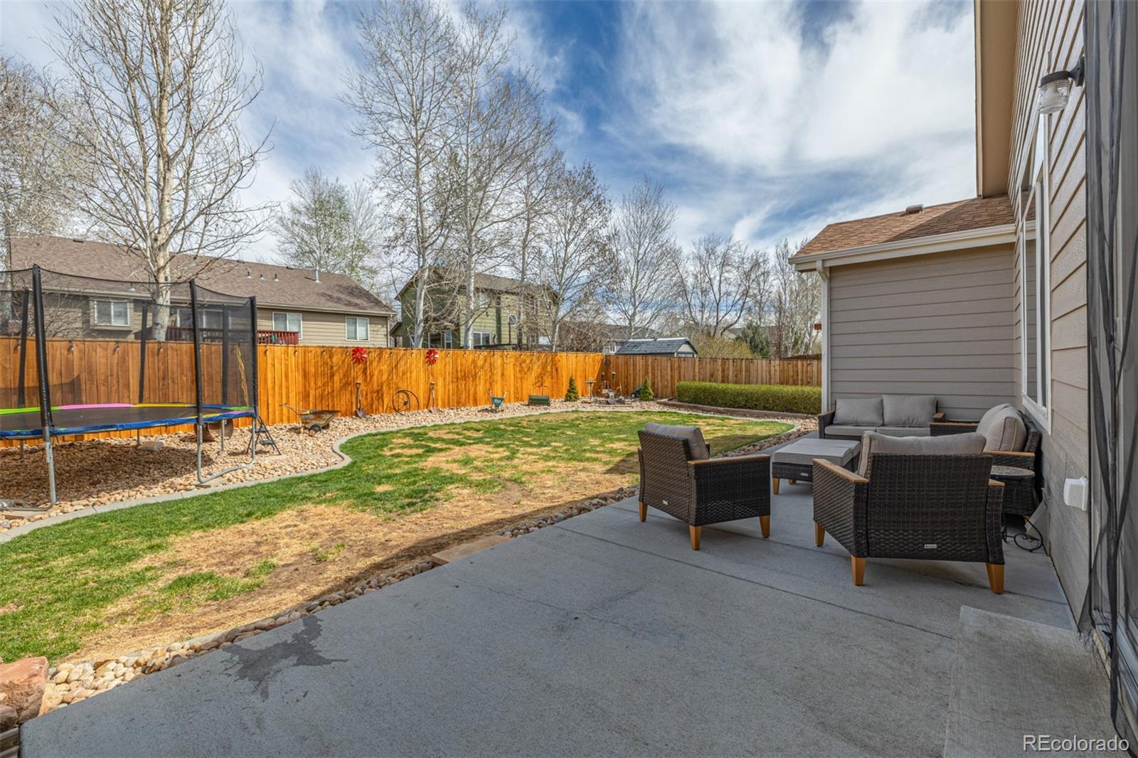 215 Dee Road