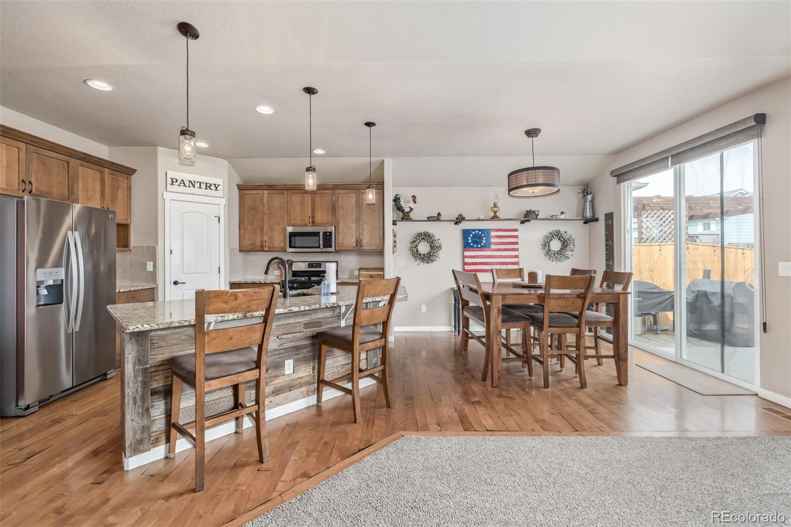 215 Dee Road