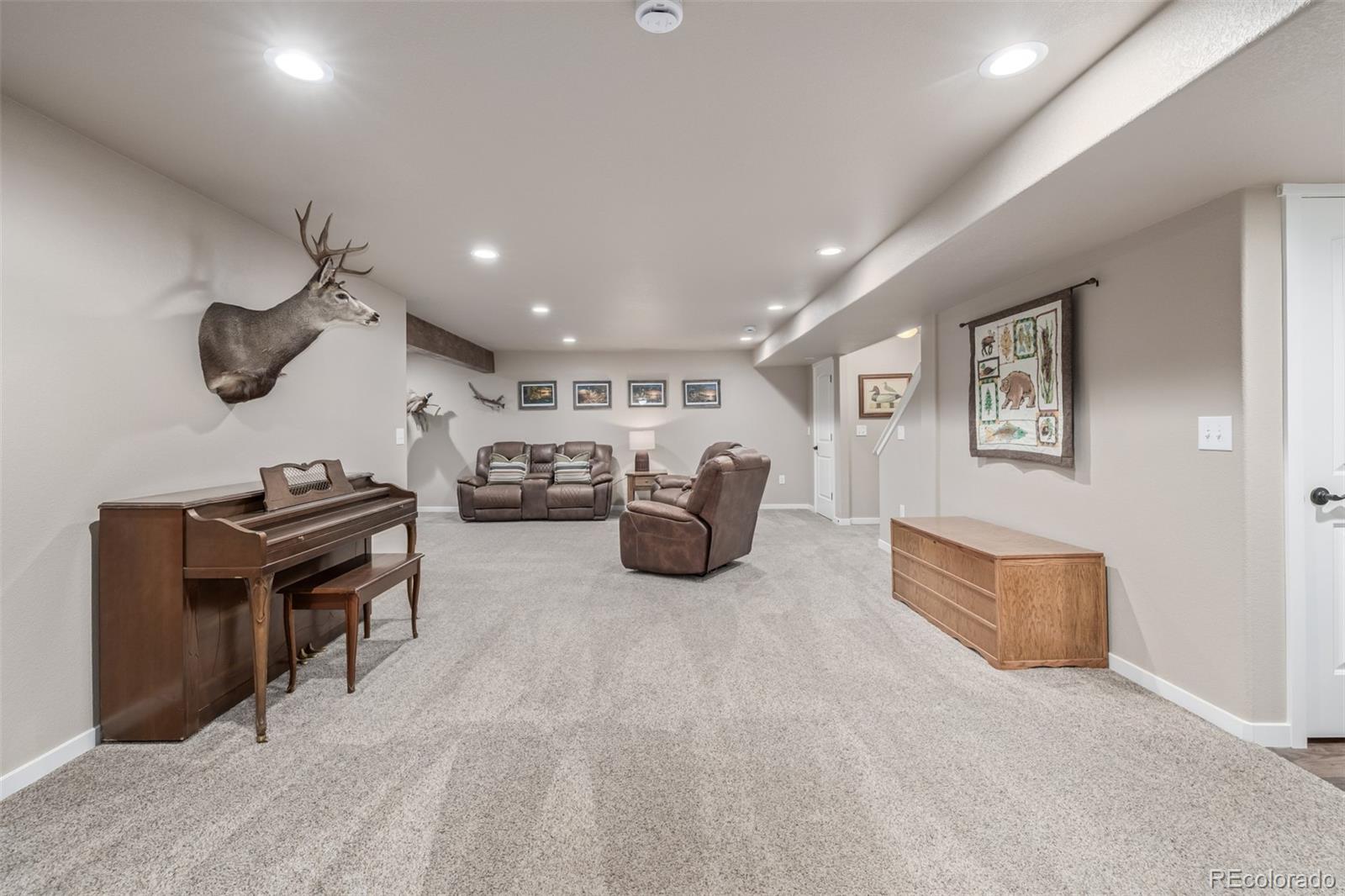 215 Dee Road