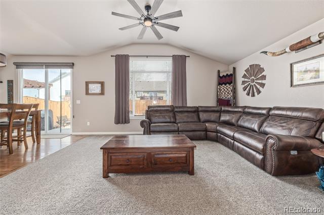215 Dee Road