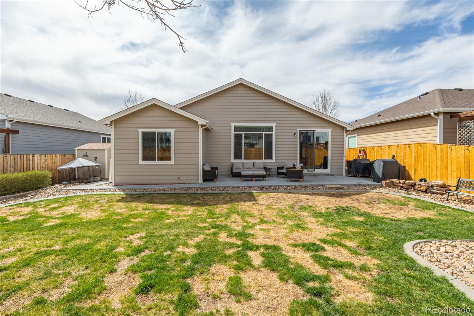 215 Dee Road