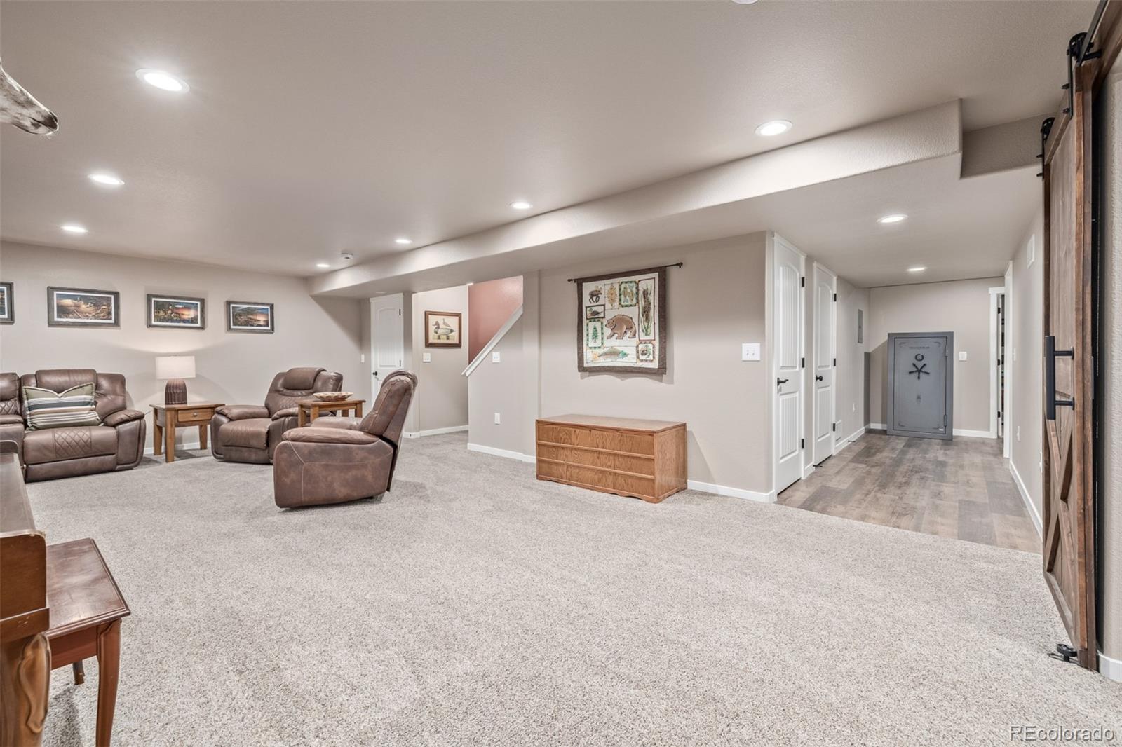 215 Dee Road
