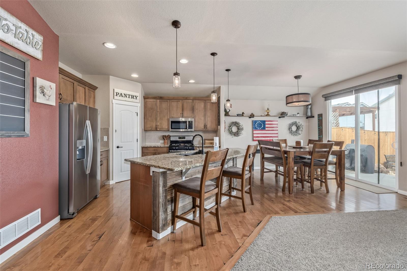 215 Dee Road