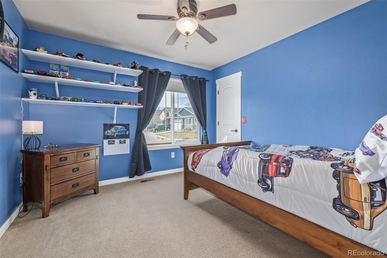 215 Dee Road