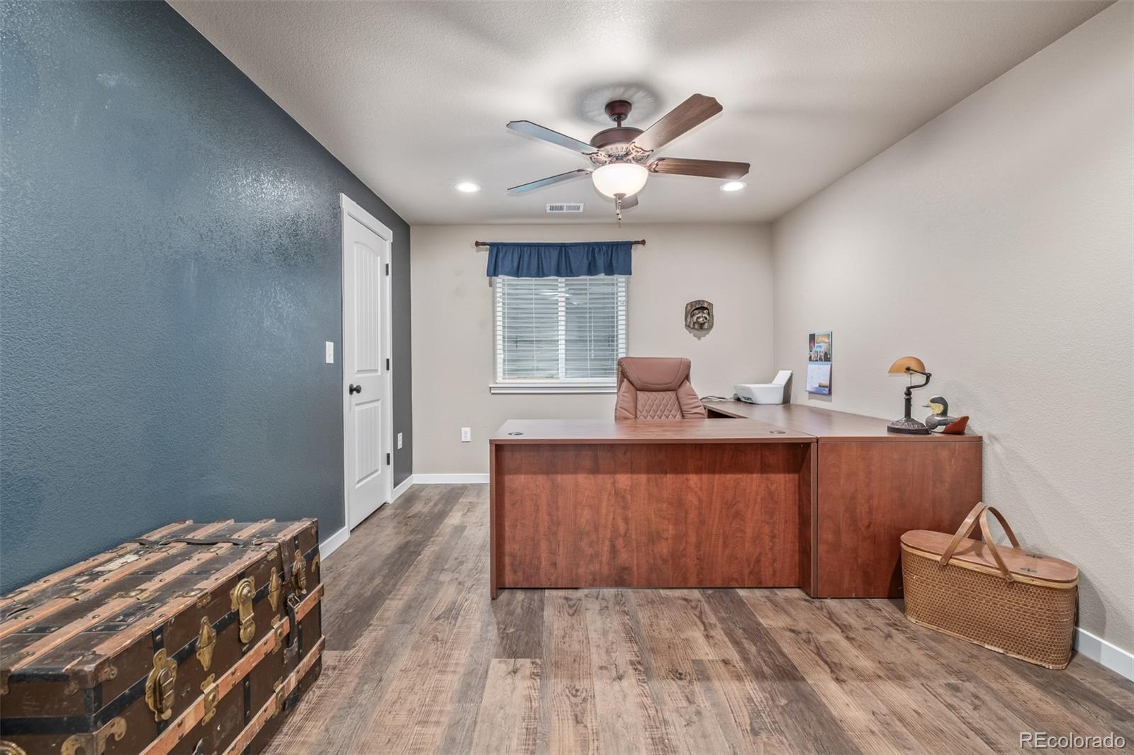 215 Dee Road