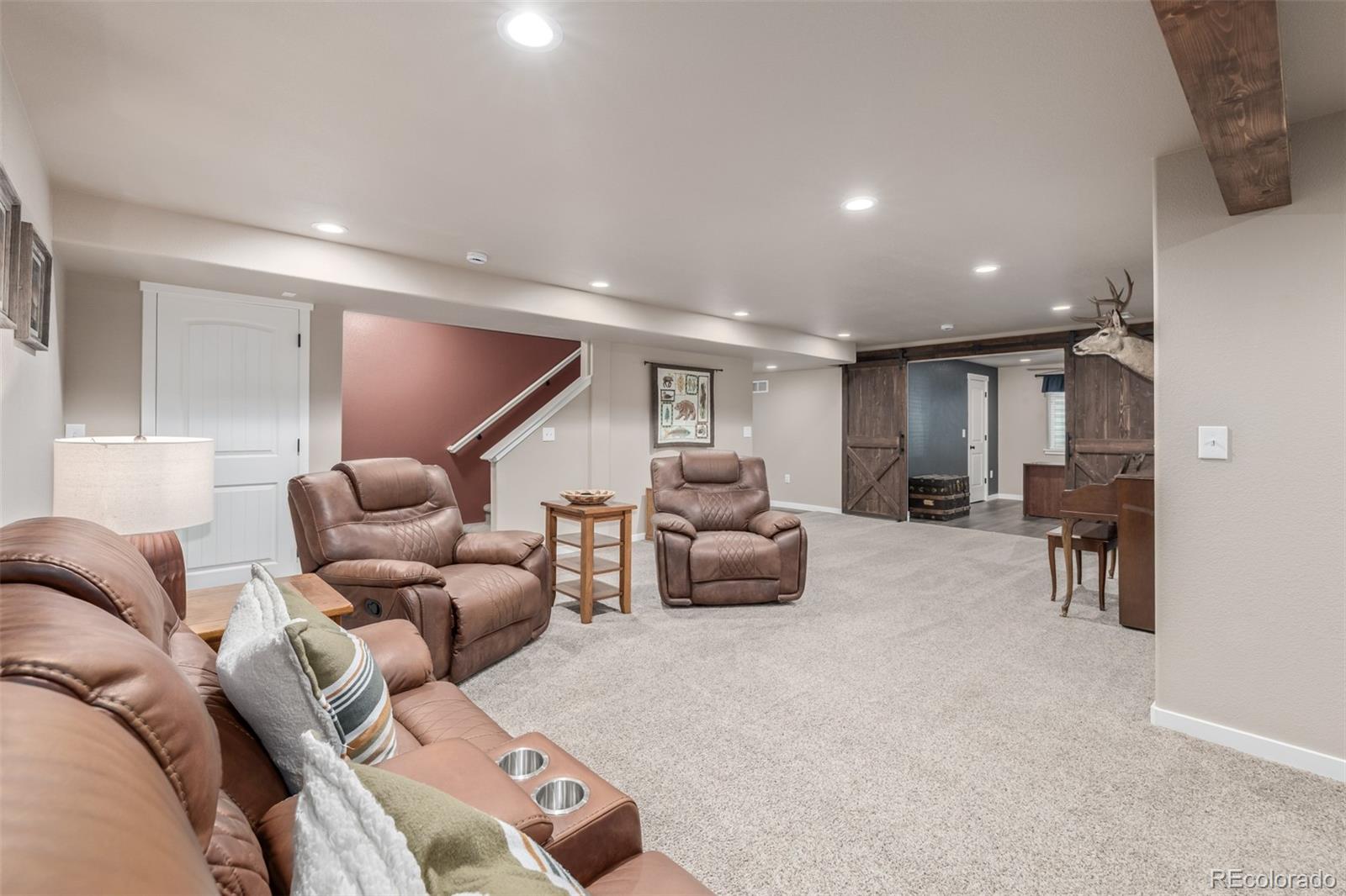 215 Dee Road