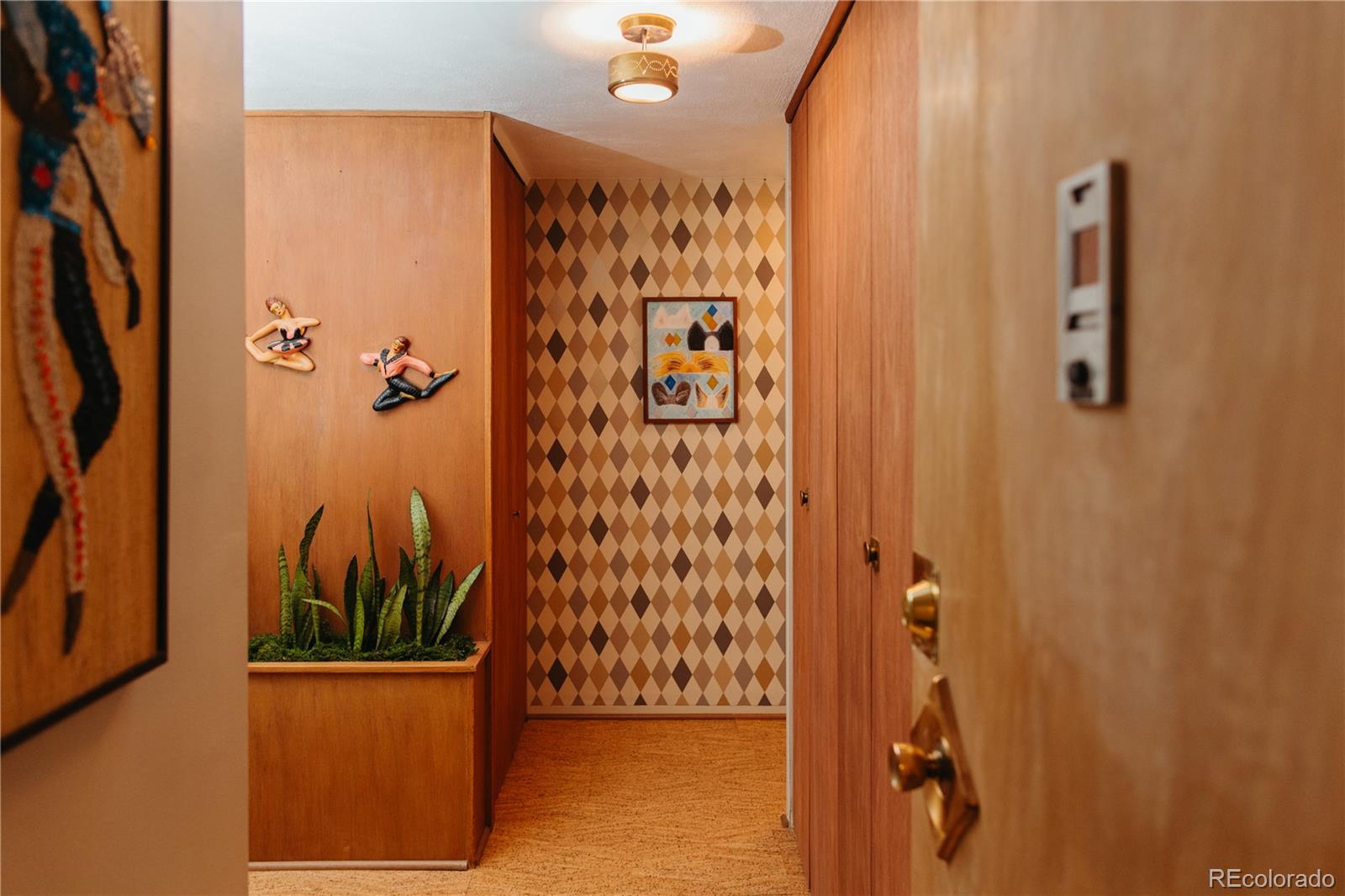 1090 N Lafayette Street Unit: 504