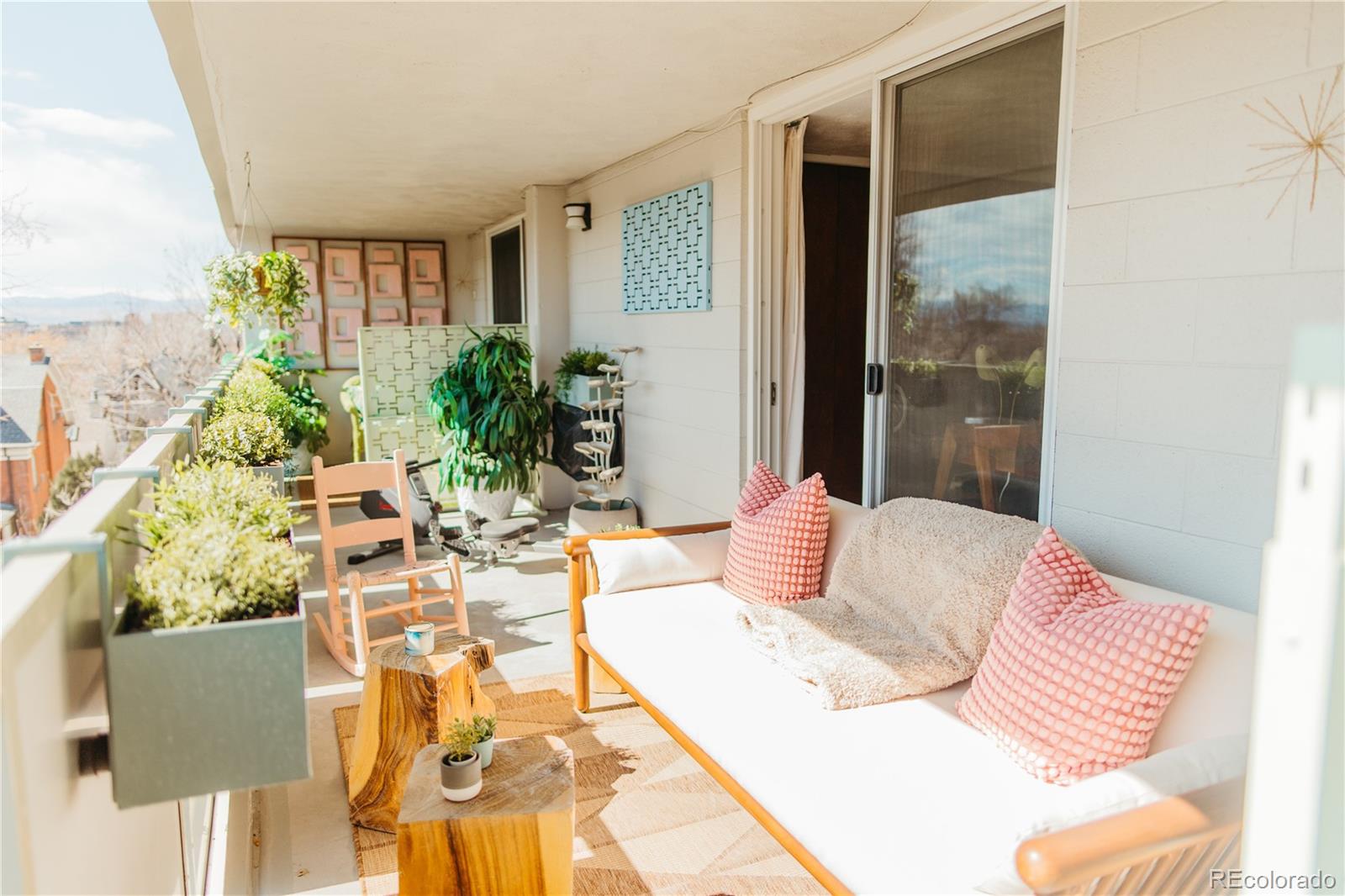 1090 N Lafayette Street Unit: 504