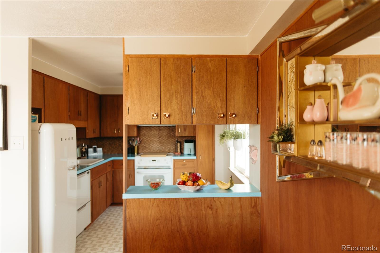 1090 N Lafayette Street Unit: 504