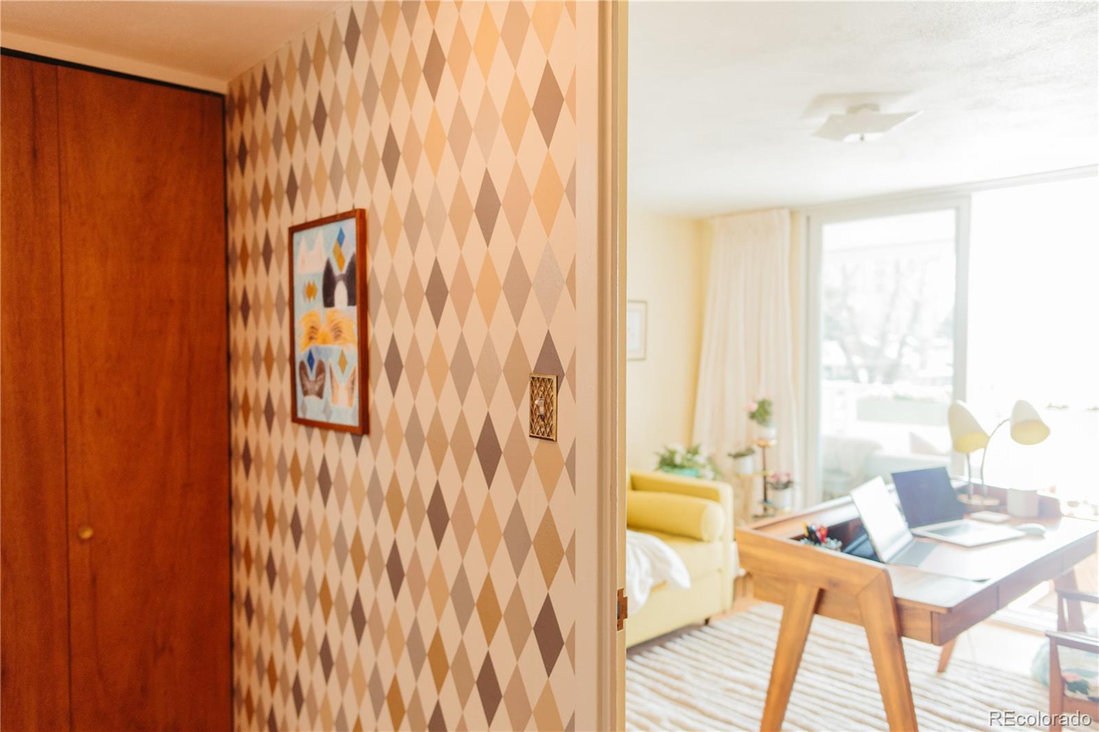 1090 N Lafayette Street Unit: 504