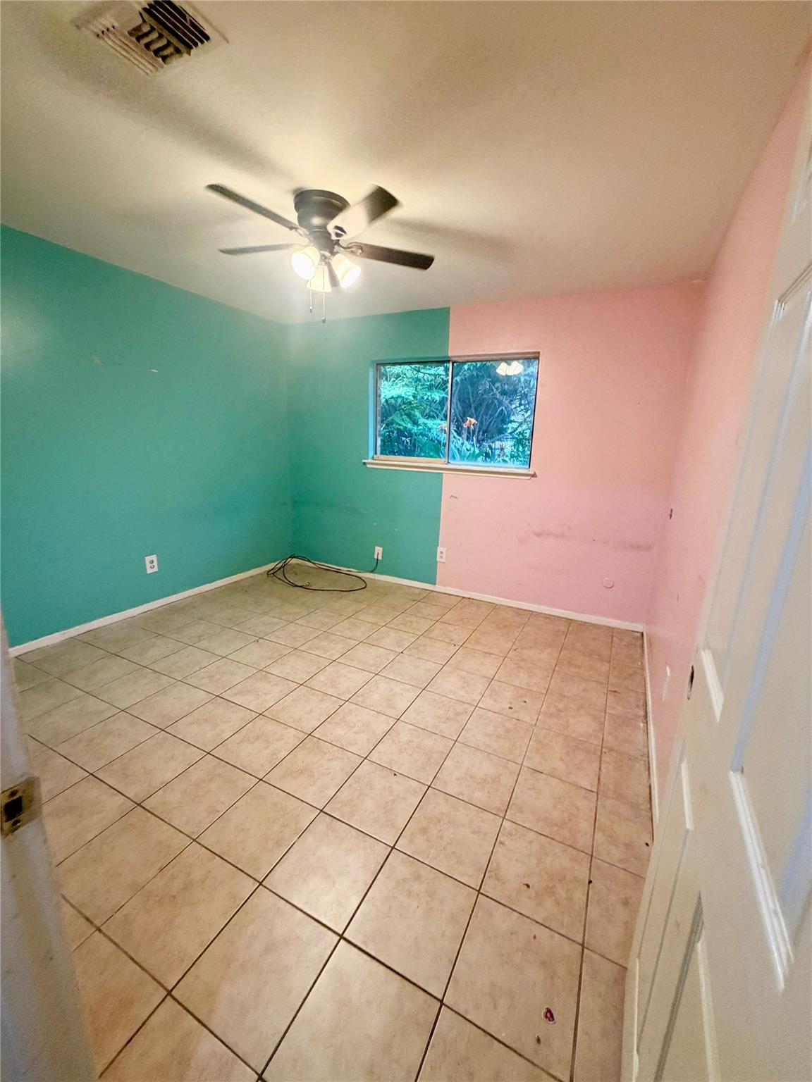 1612 Crestdale Drive # 13