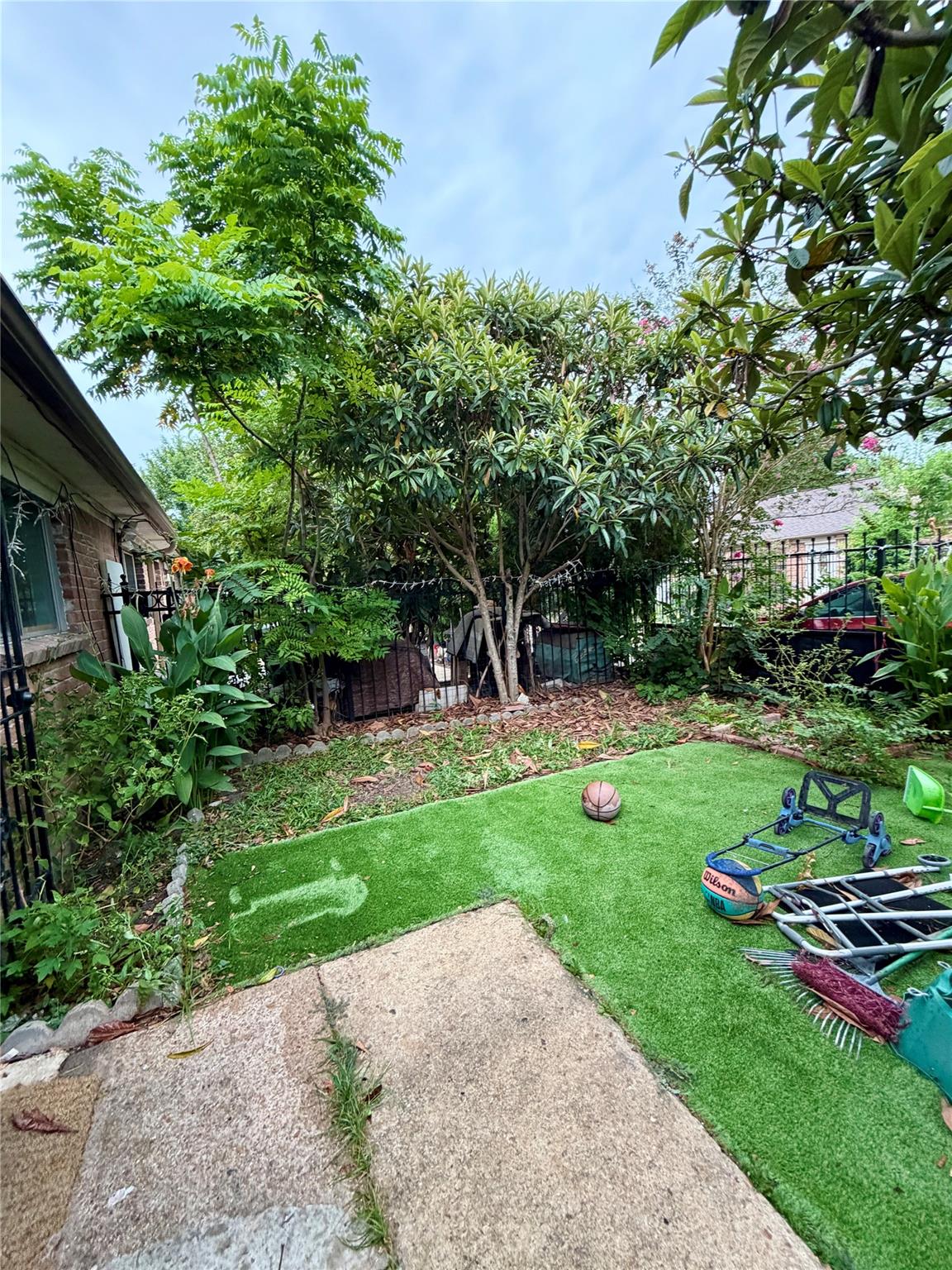 1612 Crestdale Drive # 13