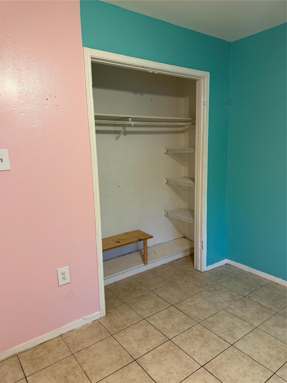 1612 Crestdale Drive # 13