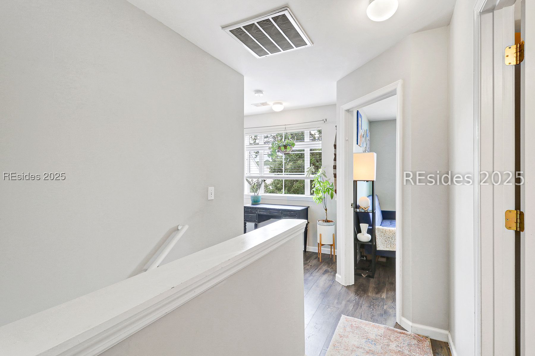 37 4th Avenue