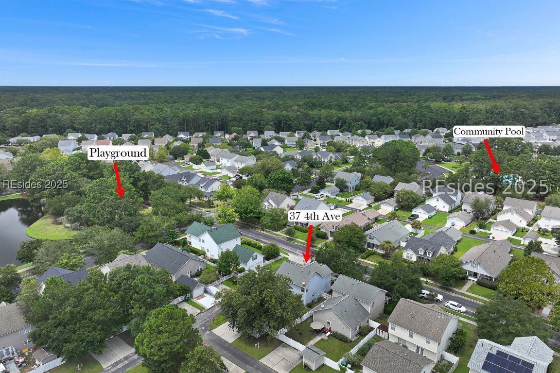 37 4th Avenue