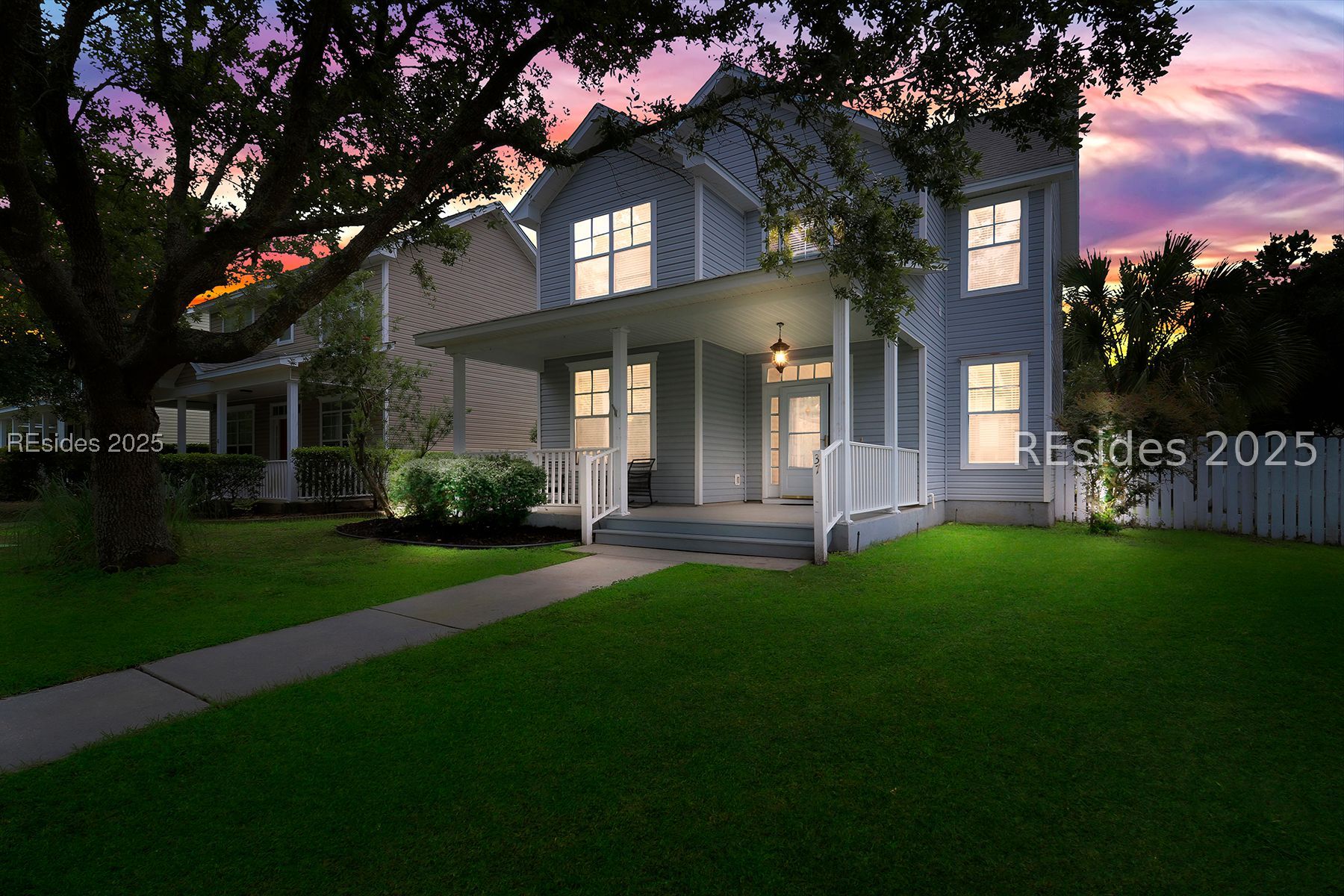 37 4th Avenue