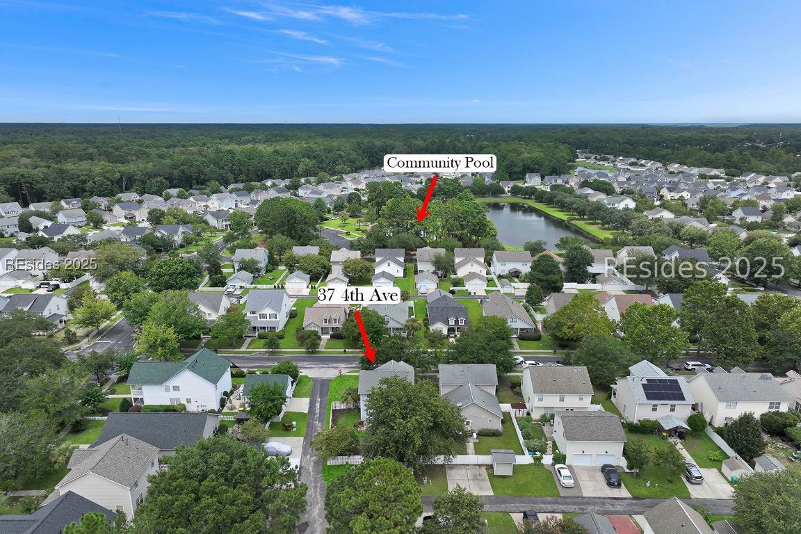 37 4th Avenue