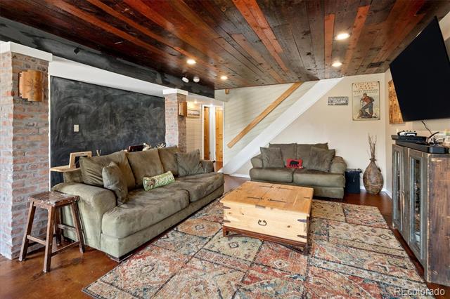 6791 Brook Forest Drive