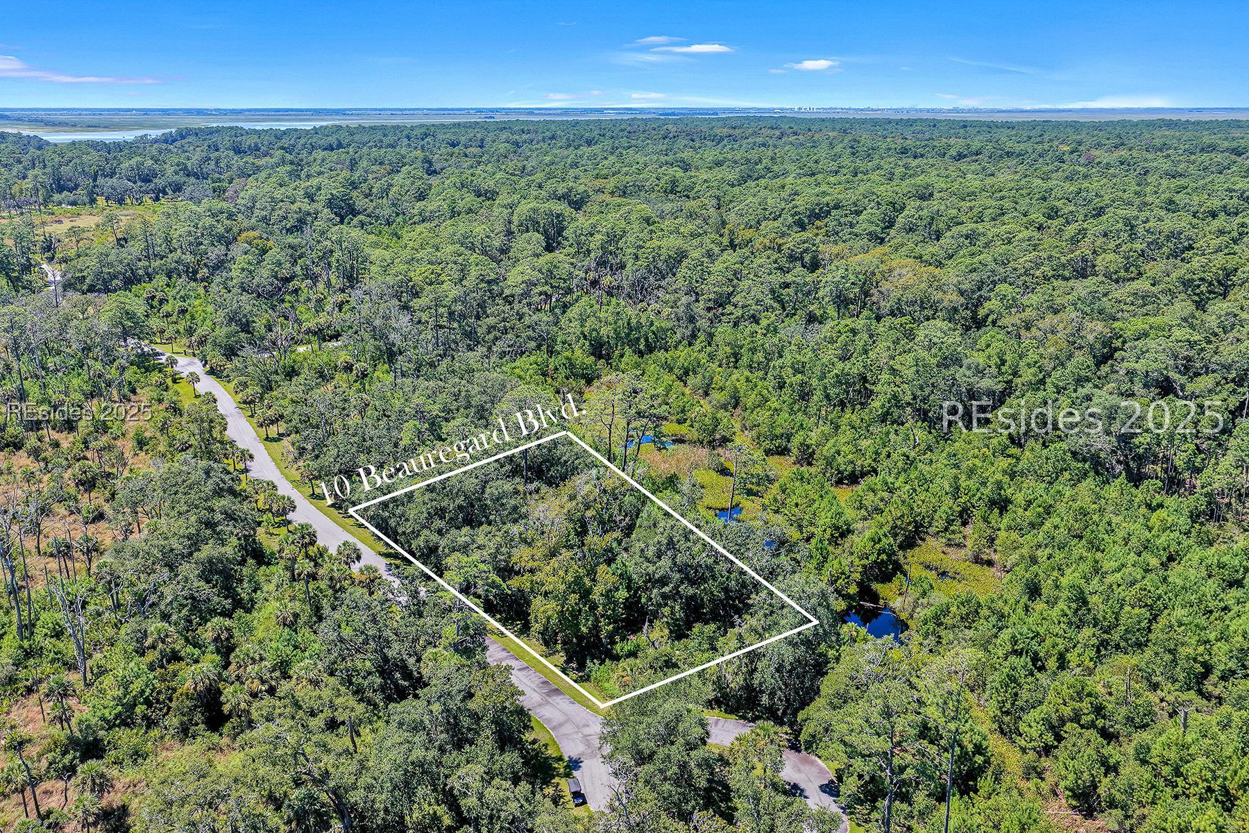 10 Beauregard Boulevard