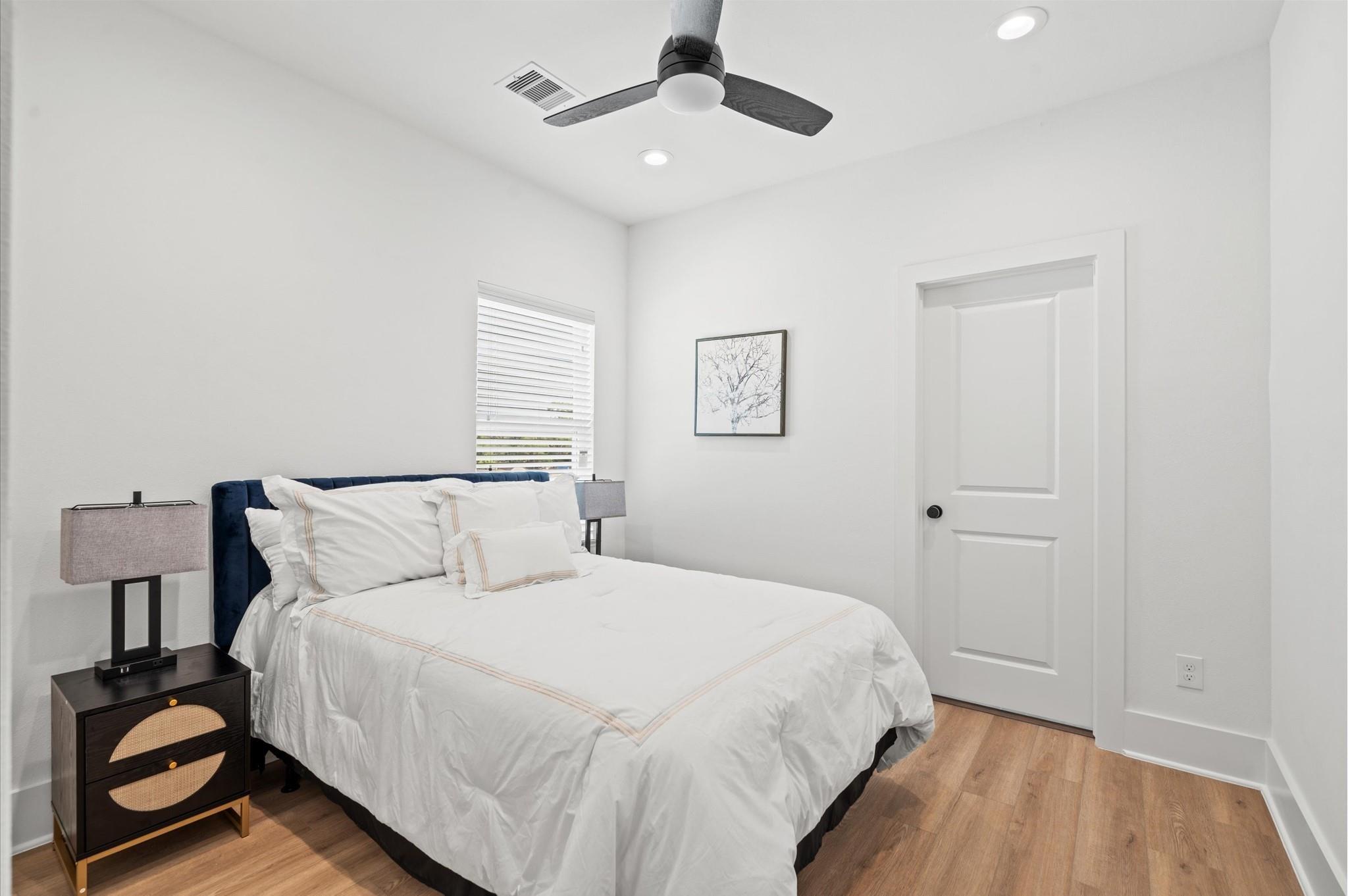 5211 Green Pine Tree Drive