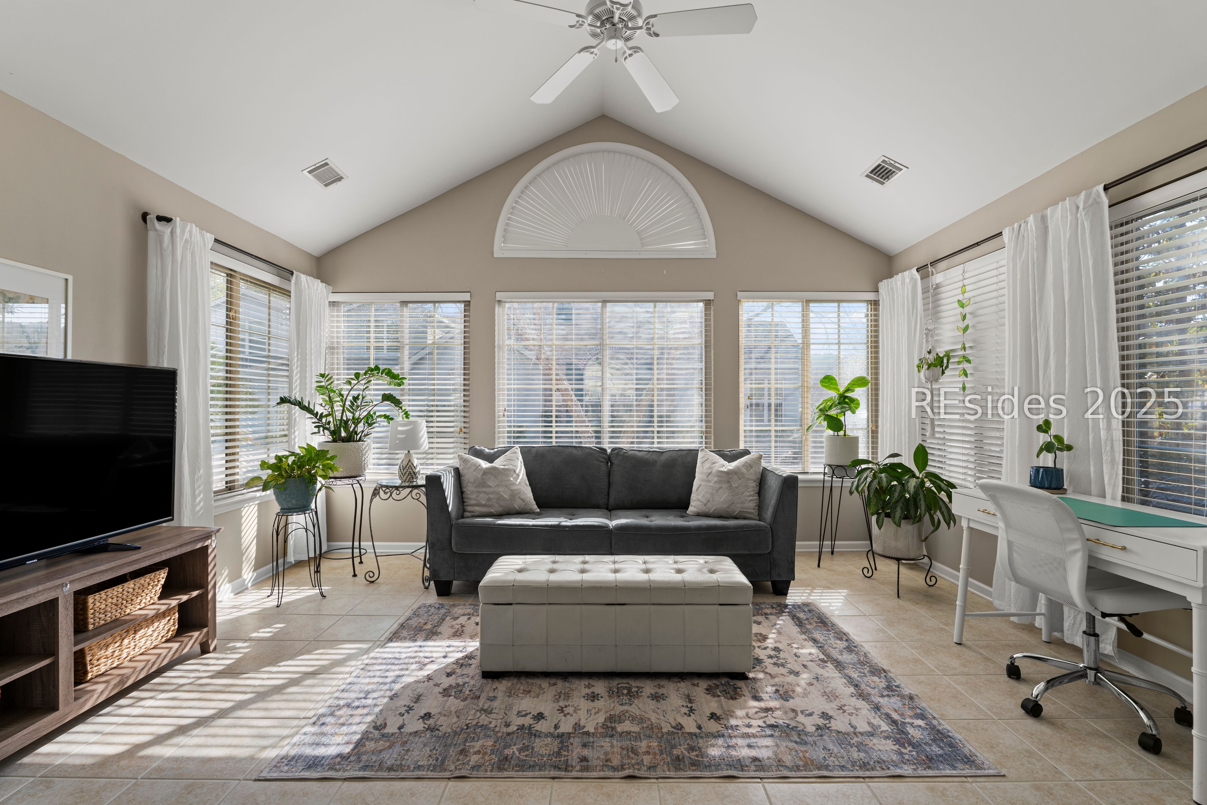 1890 Abbey Glen Way Unit: 1890