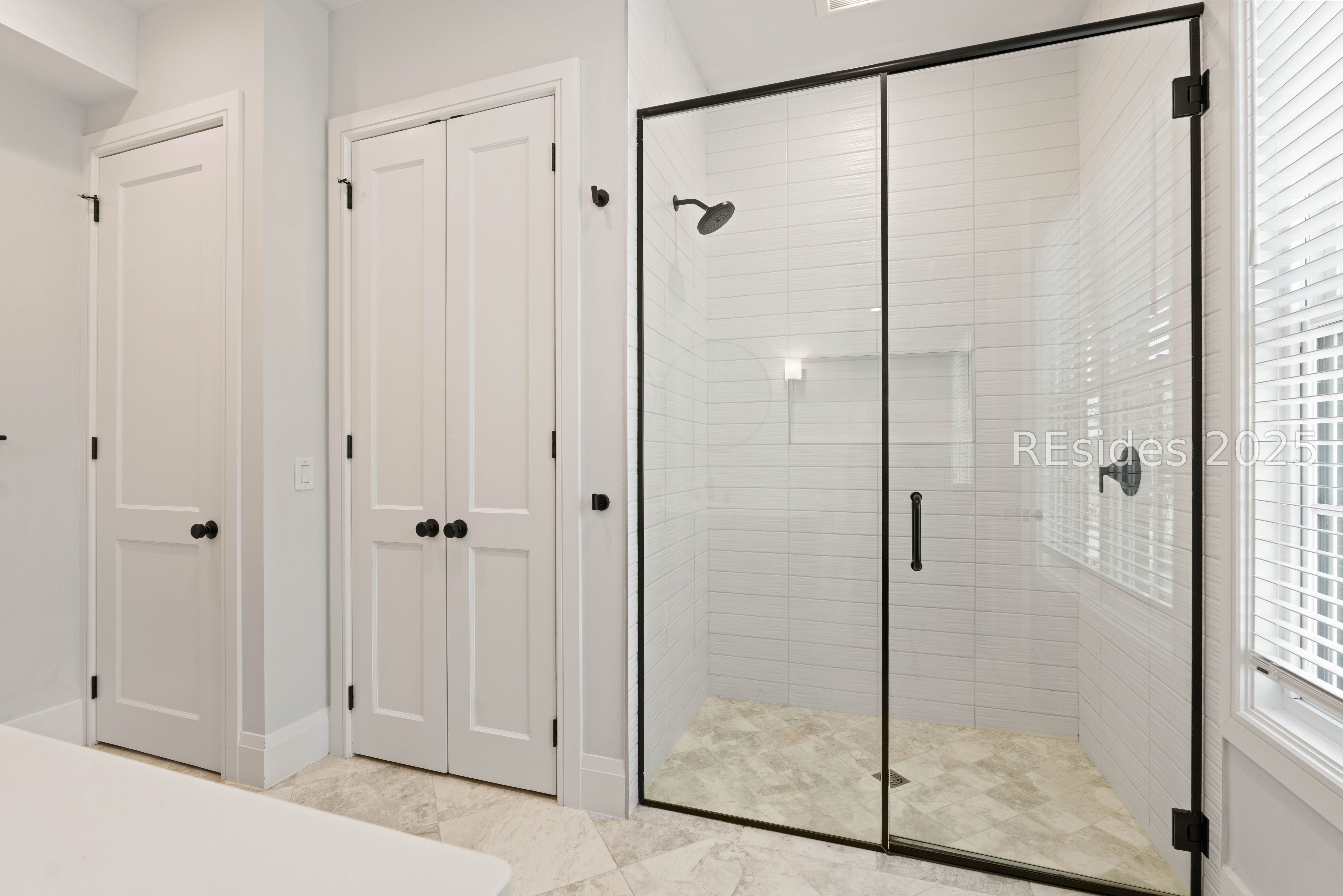 10 Collier Beach Road