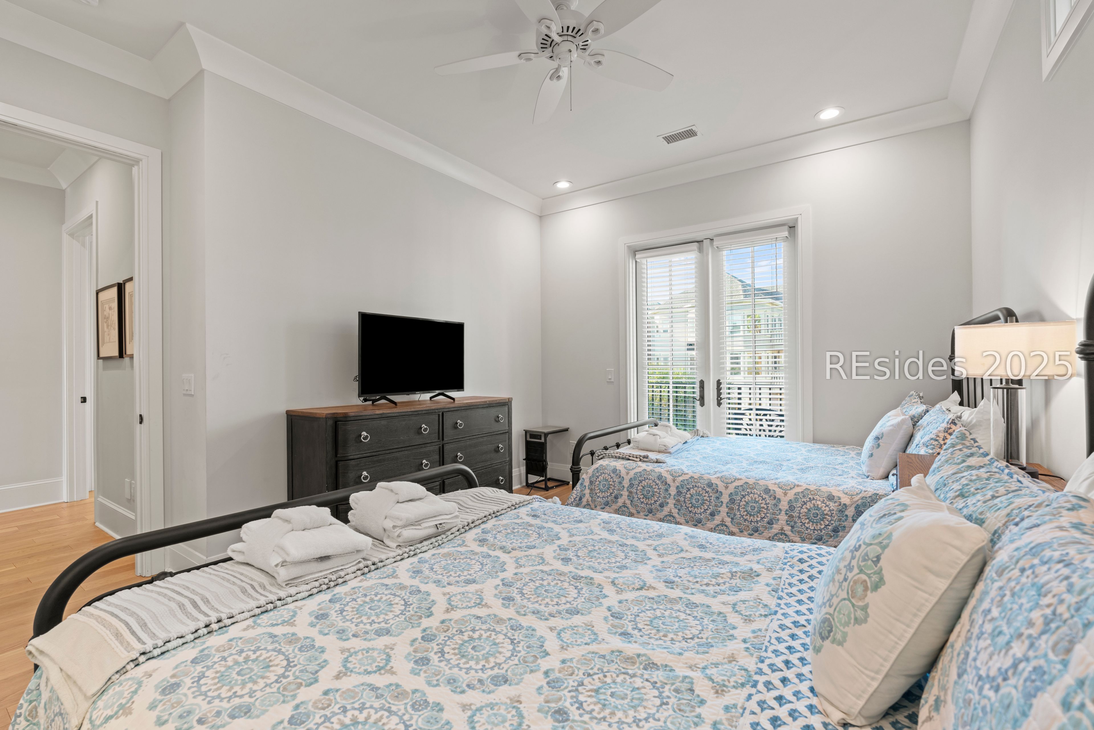 10 Collier Beach Road