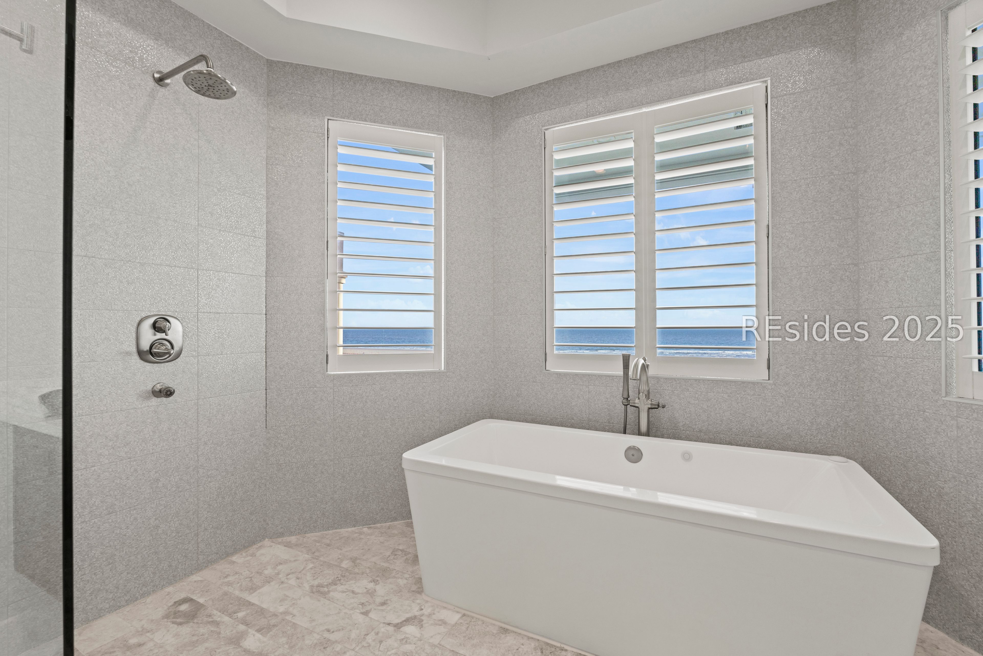 10 Collier Beach Road