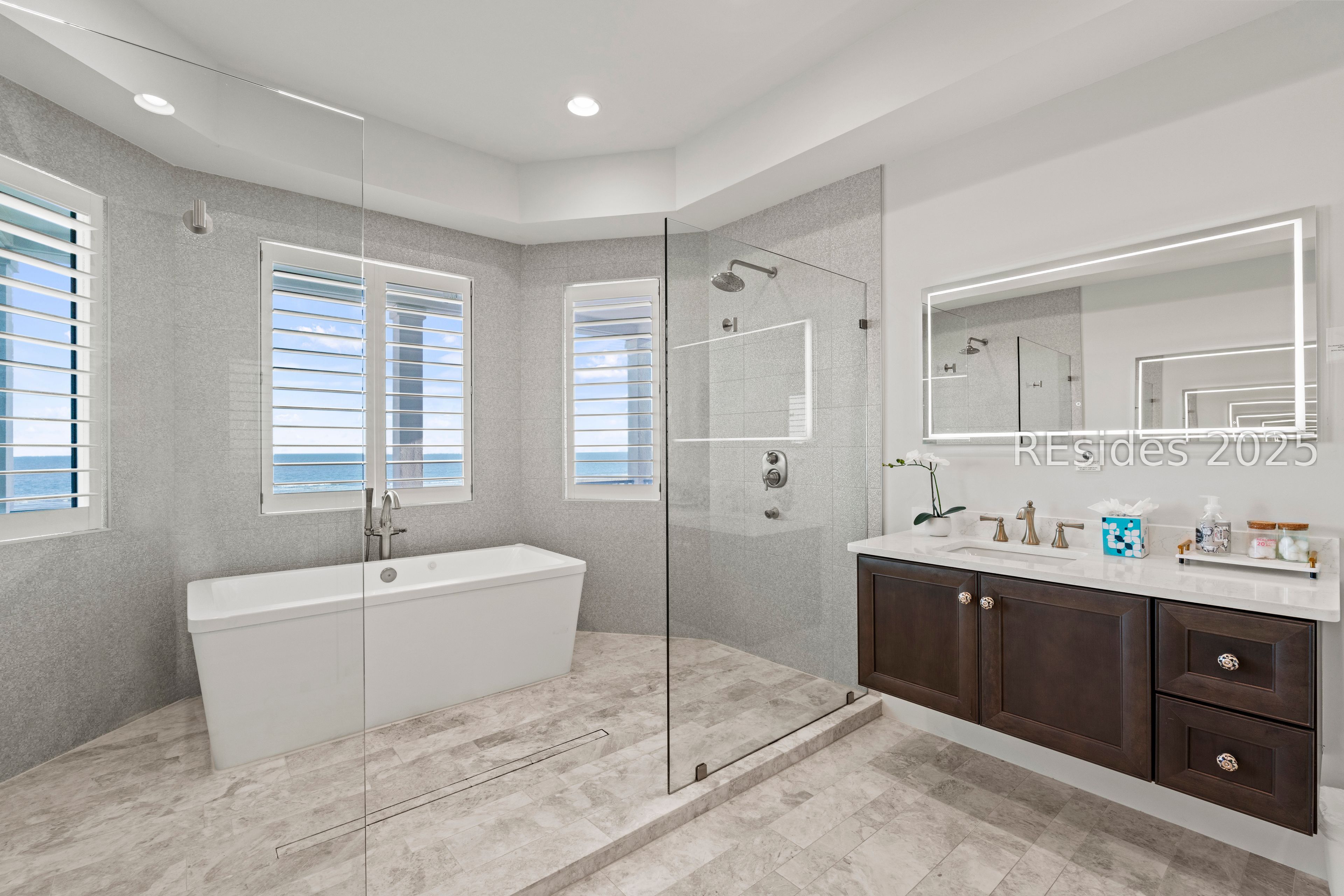 10 Collier Beach Road