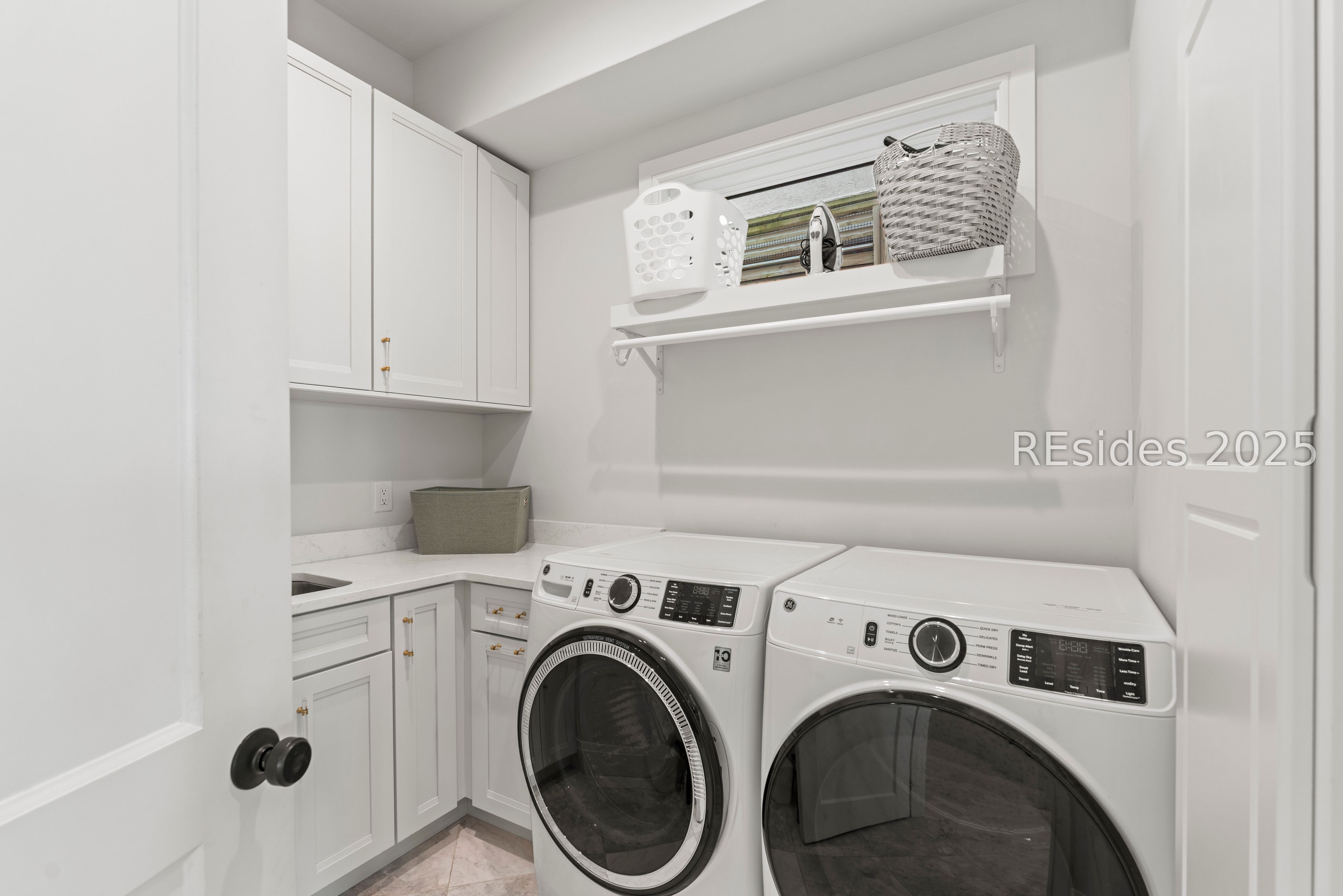 10 Collier Beach Road