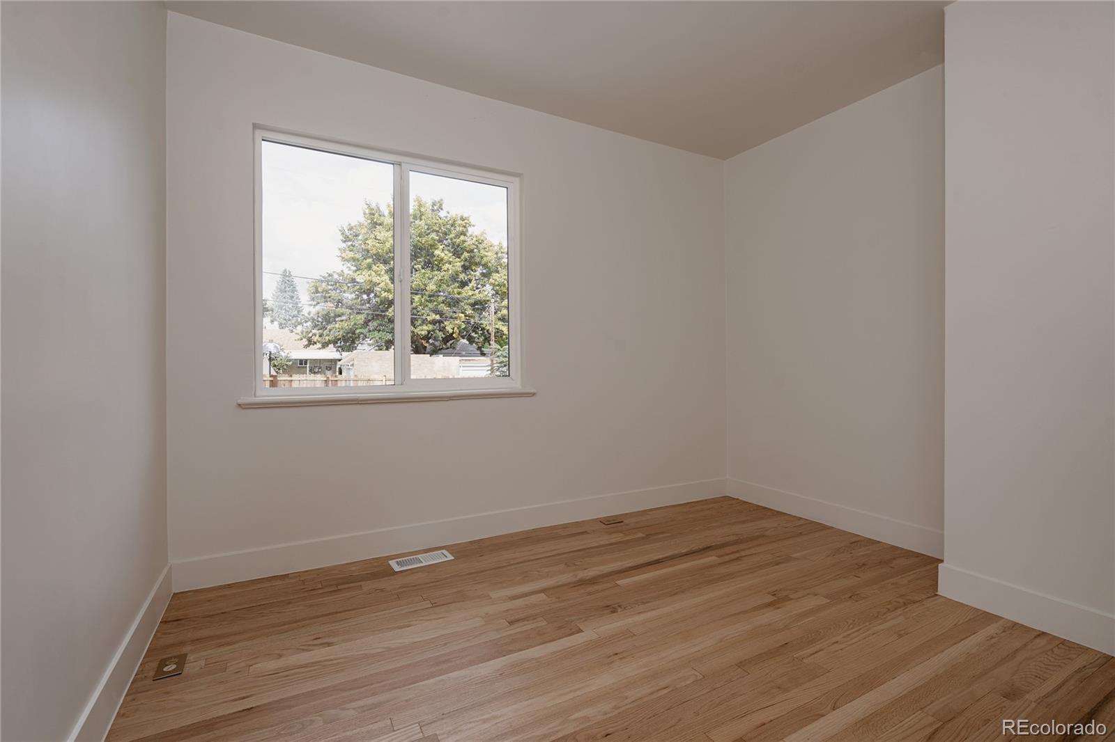 2795 W 39th Avenue