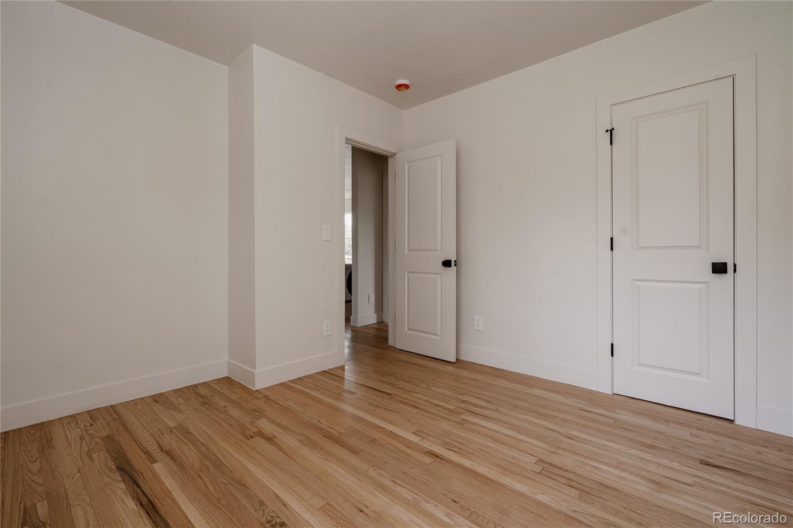 2795 W 39th Avenue