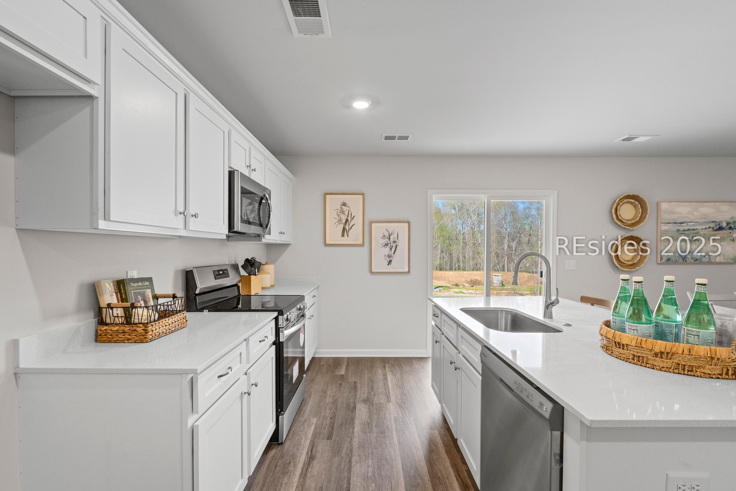 106 Jinks Street Unit: 13