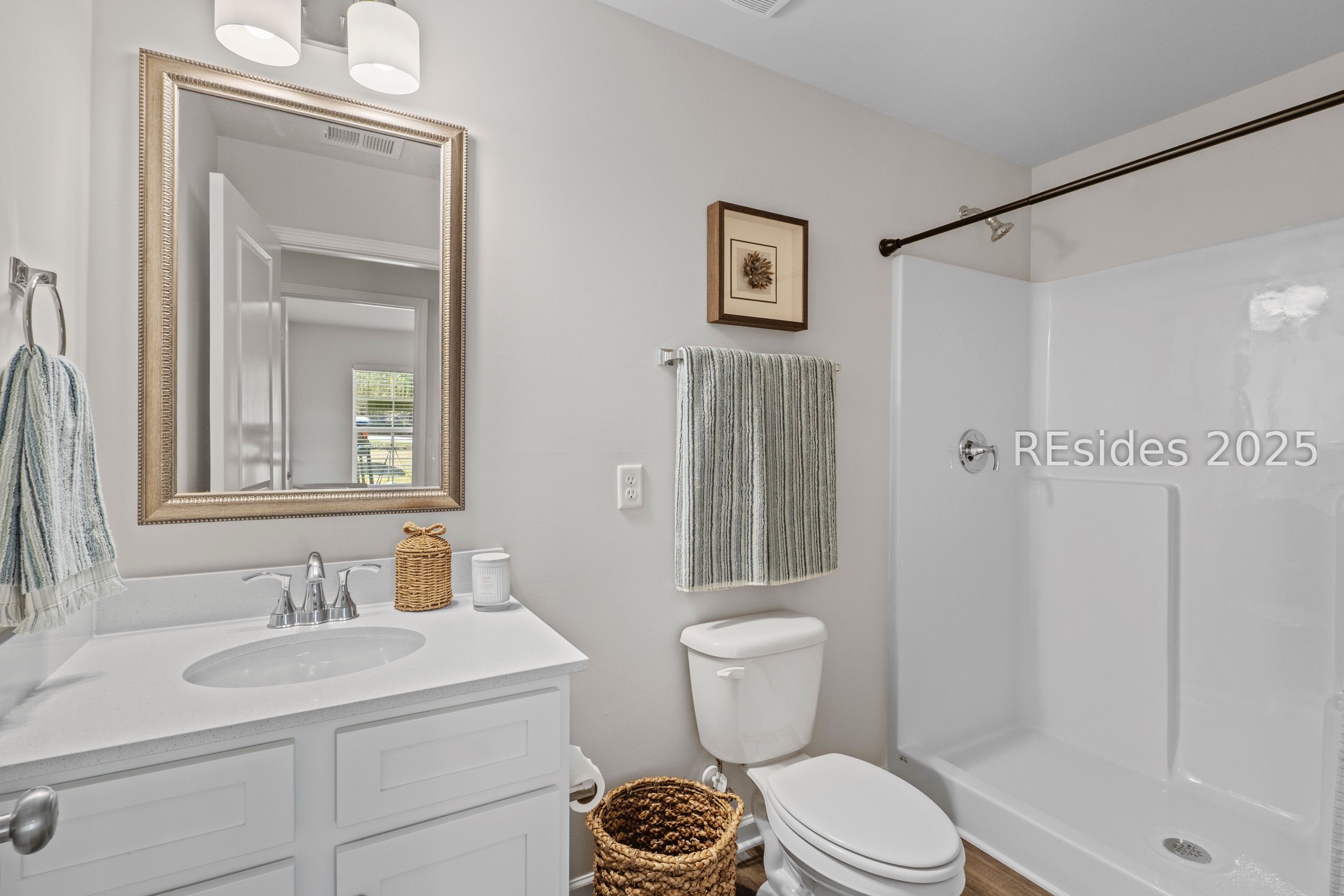 106 Jinks Street Unit: 13